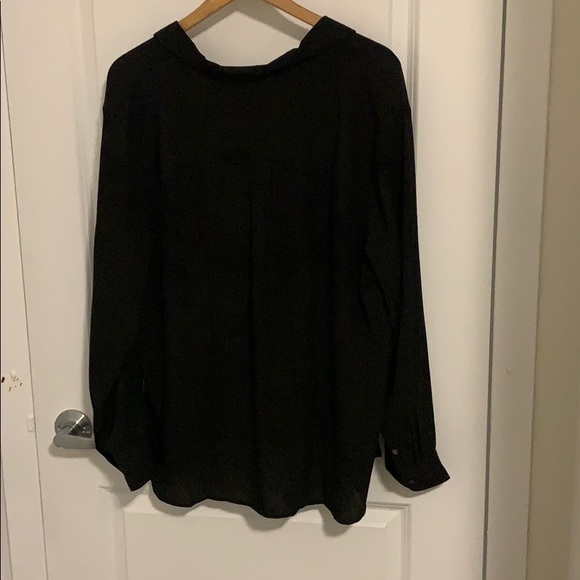 Black button down shirt - Picture 3 of 3